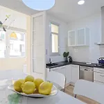 & Bright Apartment!! ברצלונה