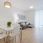 דירה & Bright Apartment!! ברצלונה