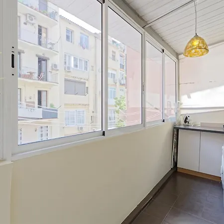 & Bright Apartment!! *