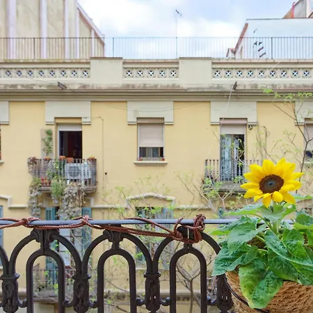 & Bright Apartment!!