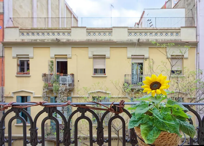 & Bright Apartment!!