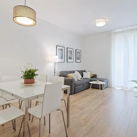 דירה & Bright Apartment!! ברצלונה