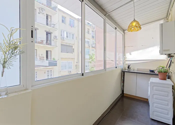 & Bright Apartment!! *