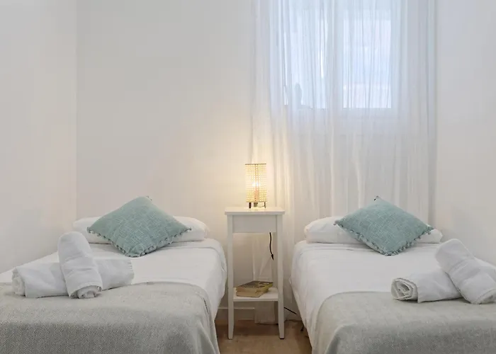 & Bright Apartment!! * Barcelona