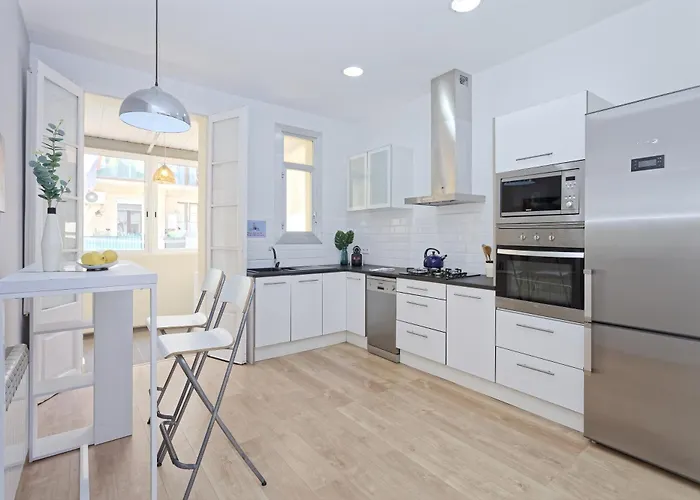 & Bright Apartment!! Lejlighed